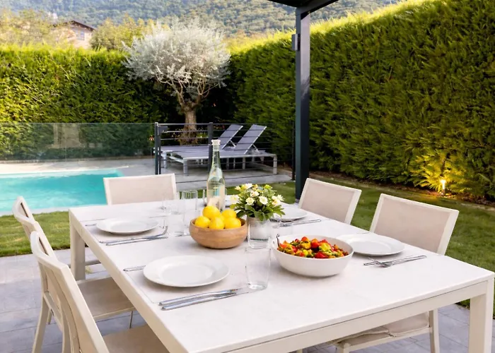 Serenity - Willa Colico